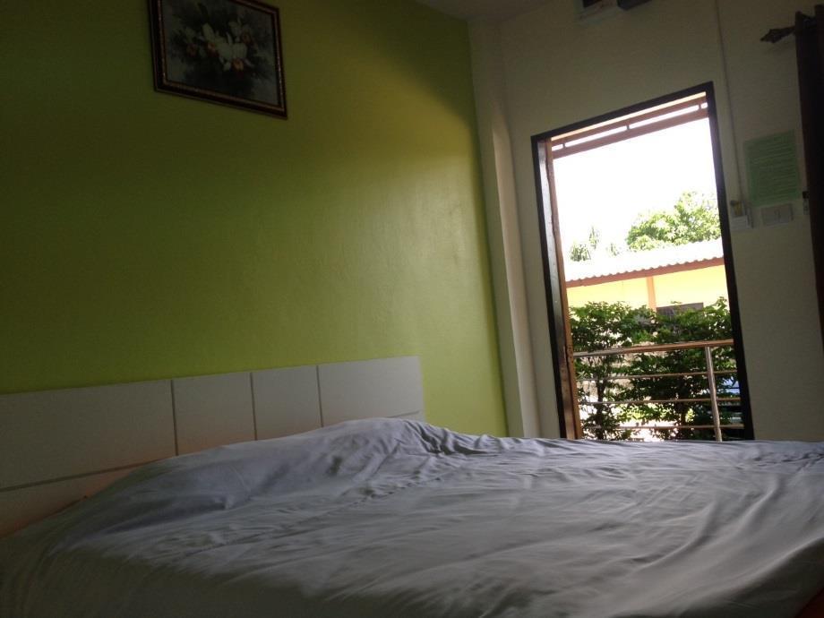 Greenhouse Apartment Nakhon Phanom Esterno foto