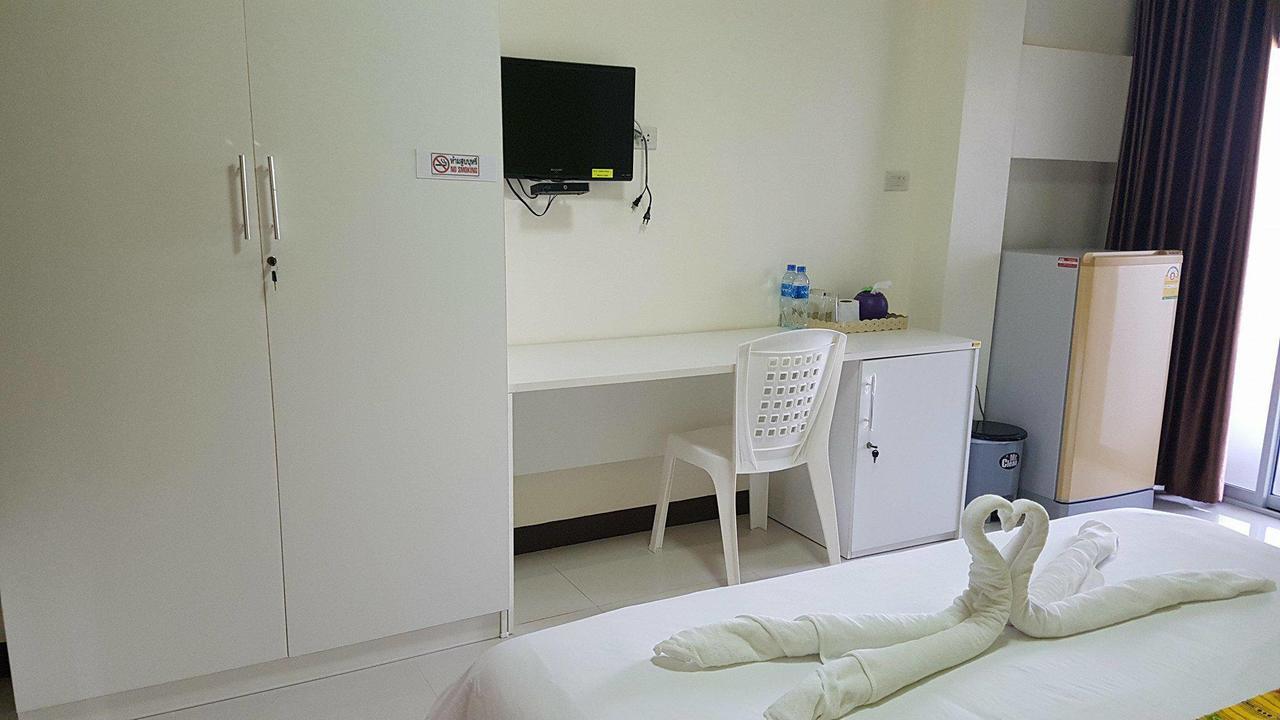 Greenhouse Apartment Nakhon Phanom Esterno foto