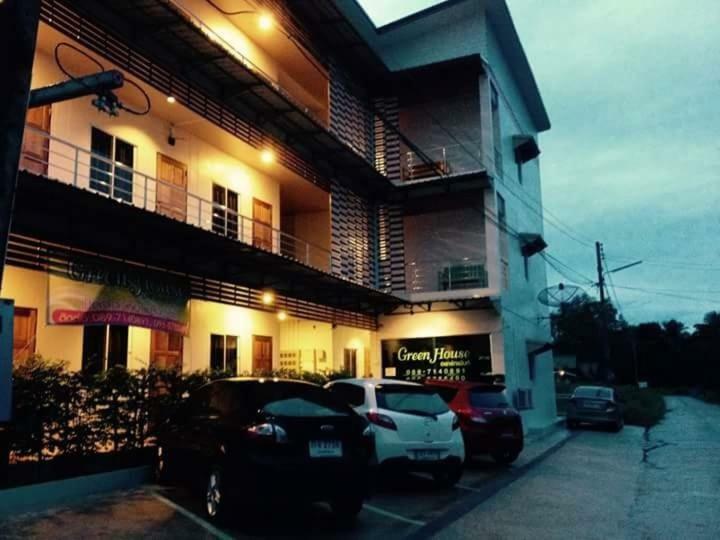 Greenhouse Apartment Nakhon Phanom Esterno foto